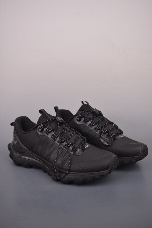 Alo Yoga Alo Runner Trail "Black" A0892U